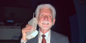 ‘We don’t have any privacy anymore’,says inventor of the mobile phone