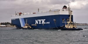 Cargo ship stranded in worsening weather off Victorian coast