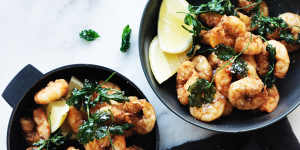 Chilli salt prawns.