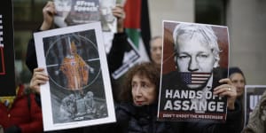 In last days of Trump presidency,Assange supporters push for pardon