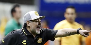 Maradona lashes out at Messi in greatest player debate