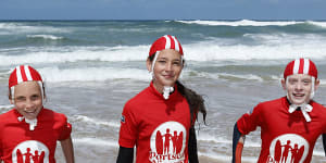 ‘In their happy place’:Little nippers slip back into the water