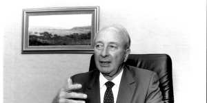 Lewis Lehr,the former chair and chief executive of 3M,pictured at the company’s Australian headquarters in Pymble in 1985. 