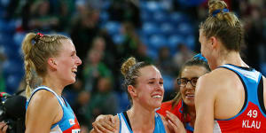 Returning World Cup stars push NSW Swifts beyond Fever