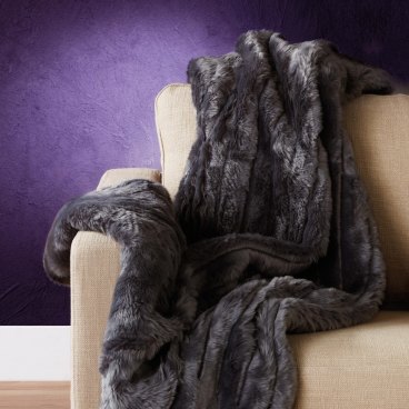 Heated throws for couch comfort