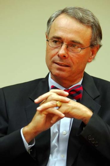 A heavyweight bout before closing a chapter