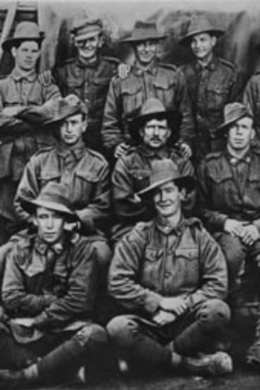 Portrait of the Anzacs: deserters more interested in booze, brawls and sex