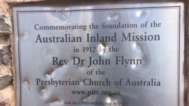 At Beltana, 40km from Leigh Creek, a plaque near the church commemorates the founder of the flying doctor service.