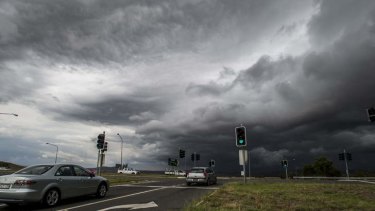 canberra hail thunderstorms clouds storm rohan