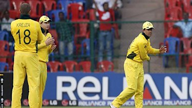 Ponting throws a tantrum as Australia grinds to victory