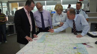 Campbell Newman briefs Governor-General Quentin Bryce on the Queensland floods.