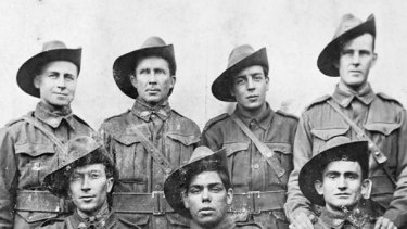 Herbert Murray with members of the 2nd Australian Tunnelling Company.