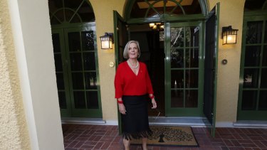 Lucy Turnbull begins the tour of the Lodge.