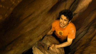 'Overwhelming' ... James Franco plays Aron Ralston in 127 Hours.