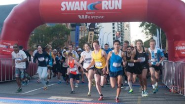 Runners start the five kilometre event at the inaugural Swan River Run.