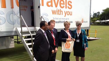 Minister for Health Tanya Plibersek (second from right) with NEHTA's Dr Mukesh Haikerwal, Dr Nathan Pinskier, Dr Chris Mitchell and CHIK Services CEO Sally Glass.