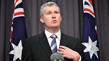 "It is absurd to argue that none of that advertising revenue should flow to that organisation": Tony Burke.