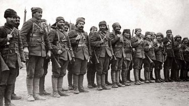 Turkish troops on parade at Gallipoli during World War I, circa 1915.