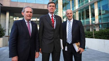 The expert panel on asylum seekers, Michael L'Estrange, Angus Houston and Paris Aristotle, have handed their recommendations to the government.