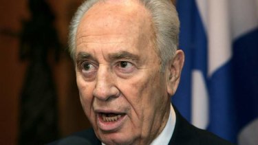 Easy does it: Shimon Peres has moved to settle affairs with the US President Barack Obama over his decision not to leap into action against Syria.