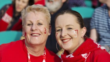 Fans turn out to support Adam Goodes.