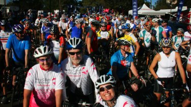 Amy Gillett's parents, Mary and Denis Safe (foreground, centre left), headed 2200 cyclists in yesterday's event.