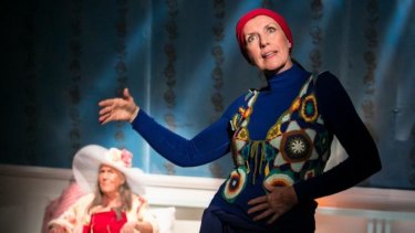 Review Grey Gardens Is An Unusual Show Inspired By The Riches To