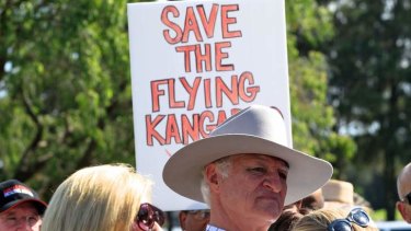 Independent MP Bob Katter joins aviation workers and their families at the protest.