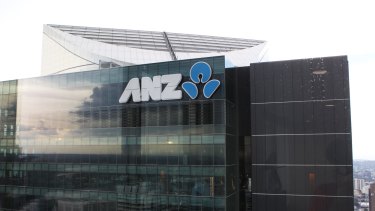 Giles Borten's departure comes as Mark Whelan, head of institutional banking at ANZ, outlined his roadmap for the division. 