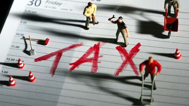 An expert panel has backed a reduction in corporate taxes.