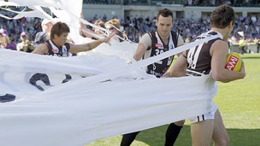 Swan Districts kick off the 2010 WAFL grand final against Claremont.