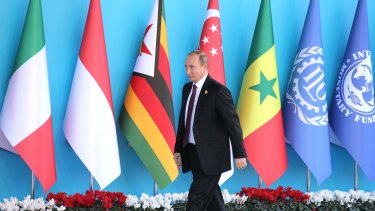 Russian President Vladimir Putin arrives at the G20 Summit in Antalya.