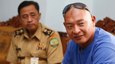 Still upbeat on death row: Bali nine ringleader Andrew Chan and Kerobokan prison governor Siswanto.