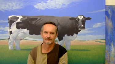 Andrew Baines in his studio, with <i>Commercially Constructed Cow</i>.