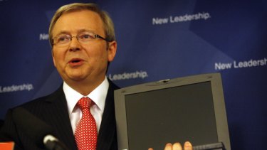Kevin Rudd announces his education revolution before the Federal Election.