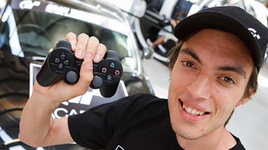vie drivers gamers jobs holland daniel race car