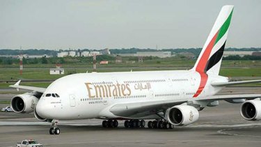 perth diverts airliner diverted emirates dubai sydney flight been