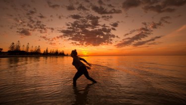 Record Heat For Australia In Driest April For 21 Years