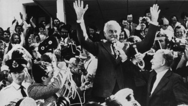 Gough Wihitlam addresses the crowd outside Parliament House in Canberra.