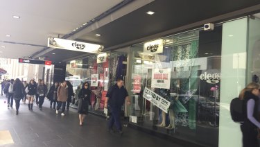 Clegs closes down on Elizabeth Street, Melbourne in 2015