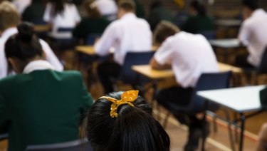 A new report reveals reading, maths and science results are falling faster and further for students who are already at the bottom of the performance curve.