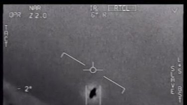 Video released by program depicts a 2004 encounter near San Diego between two US Navy F/A-18F fighter jets and an unknown object.