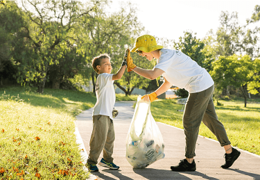 The award is part of the NSW Australia Day Council’s annual NSW Local Citizen of the Year award program, in which NSW local councils nominate those leading in environmental initiatives in their communities.