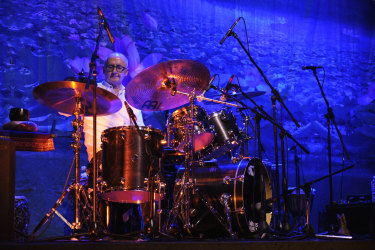 The event began with a solo performance from drummer David Jones.