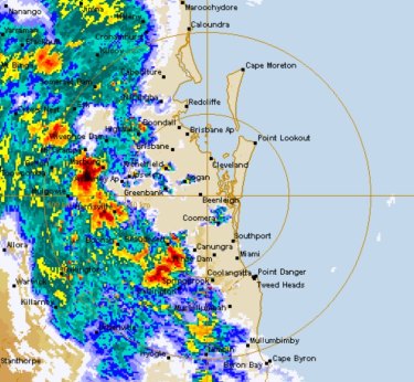 The Bureau of Meteorology radar shows a swathe of stoms approaching Queensland’s south-east.