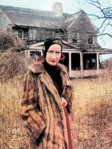 Grey Gardens A Compelling Tale Of Faded Glory Fur Coats And