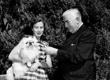 Robert Menzies and daughter Heather in 1955.