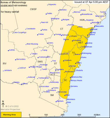 The Bureau of Meteorology issued a severe weather warning for people in Metropolitan, Illawarra, South Coast and parts of Hunter, Central Tablelands and Southern Tablelands Forecast Districts. 