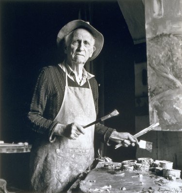 Lloyd Rees Fall Face, 1979, by Max Dupain. Collection: National Portrait Gallery, gift of Rex Dupain, donated through the Australian Government’s Cultural Gifts Program.