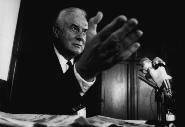 Diplomacy has its limits: Gough Whitlam at a press conference on November 10, 1985.